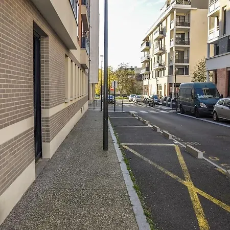 Superb Flat In Recent Building With Parking Lot Apartment Cergy